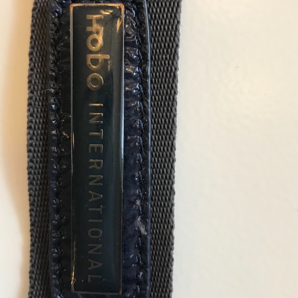 HOBO International Patent Leather Crossbody NWOT - Picture 7 of 8